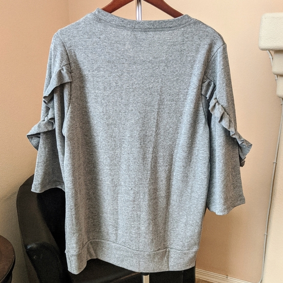 Grey Mono B Ruffle Relaxed Fit Tunic Top NWT - Picture 4 of 5